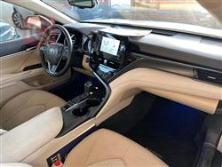 تۆیۆتا کامری